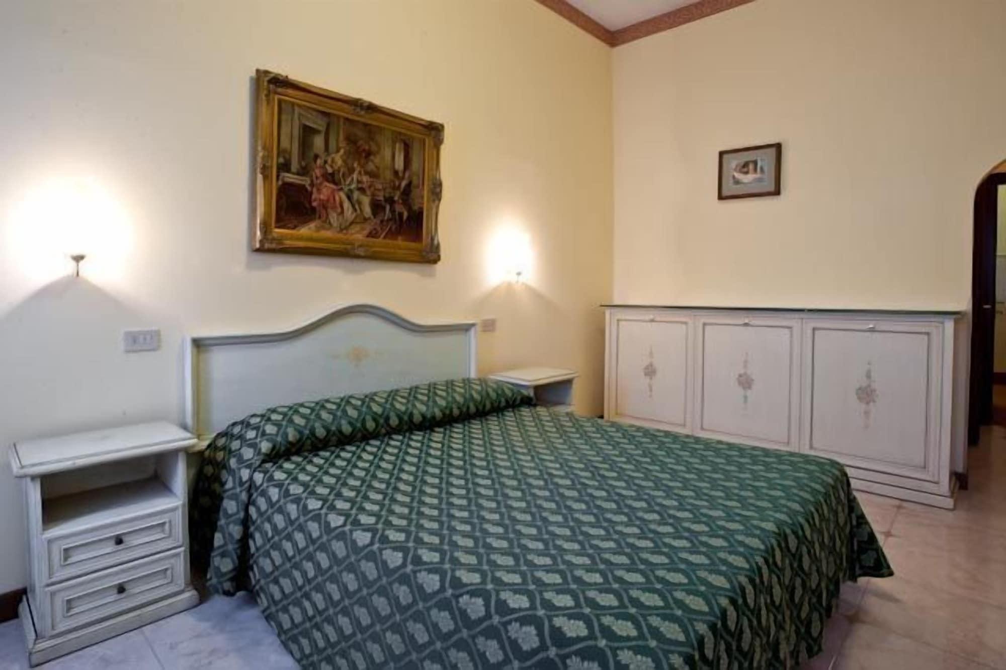 Florida Hotel